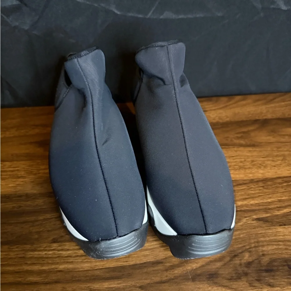 iRi Wes Black and Green Neoprene Slip-On Low Top Fully Vegan Sneakers, Womens 39 - Picture 5 of 8